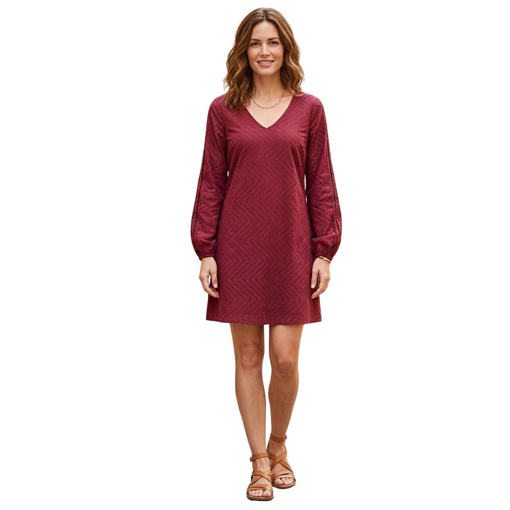 Candie's Burgandy Laser-Cut Split-Sleeve Mini Shift Dress, S